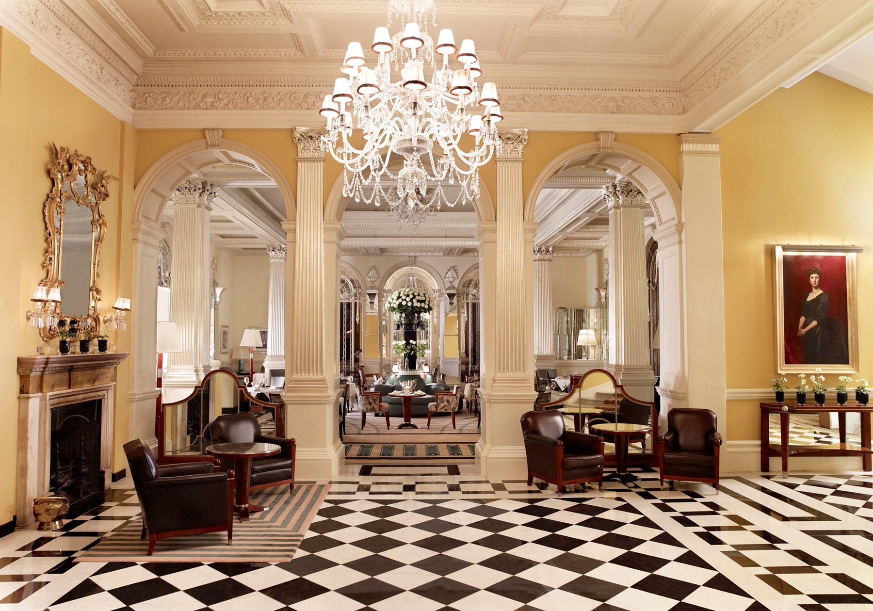UK - Claridge's Lobby