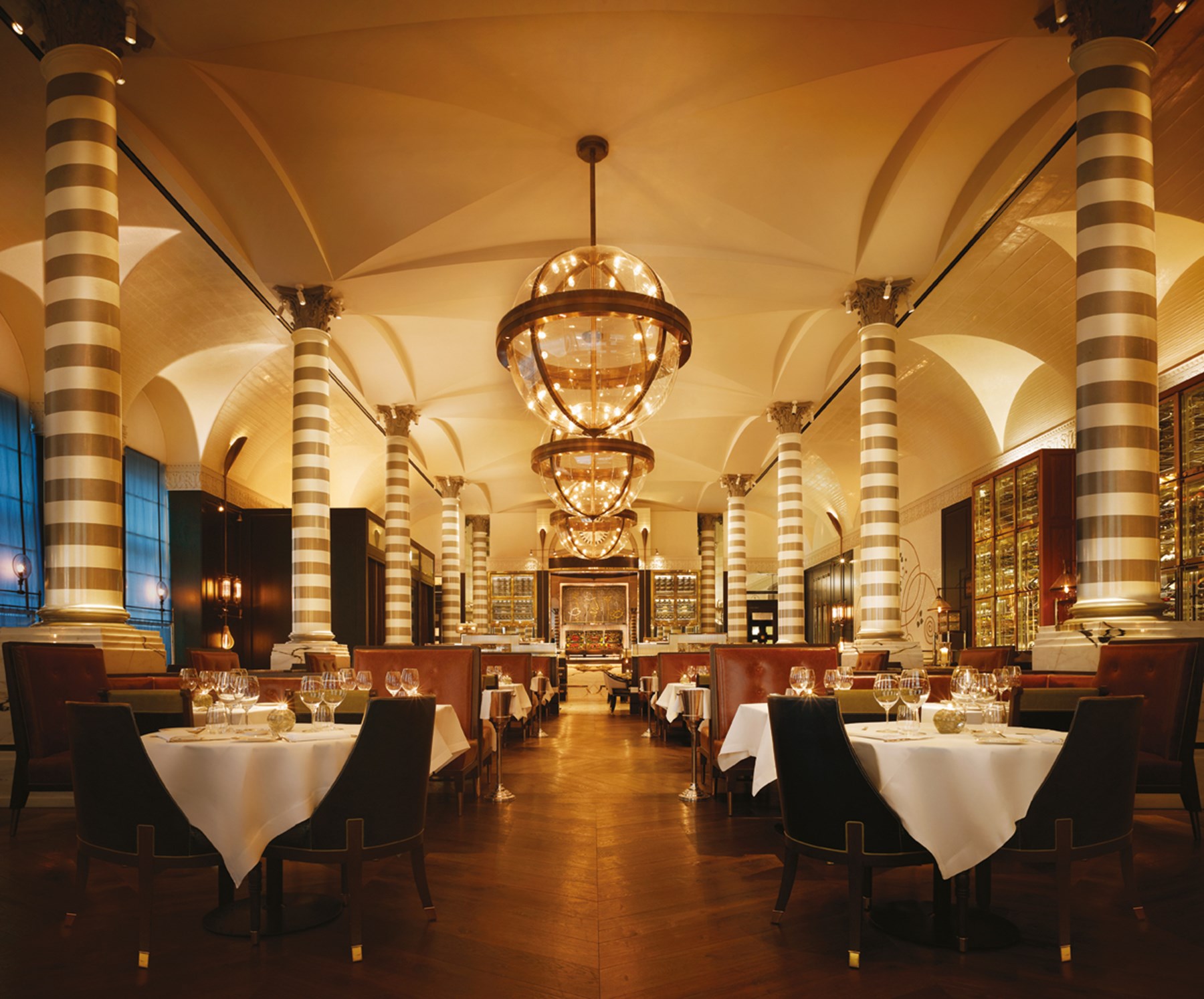 UK - Massimo Restaurant & Oyster Bar