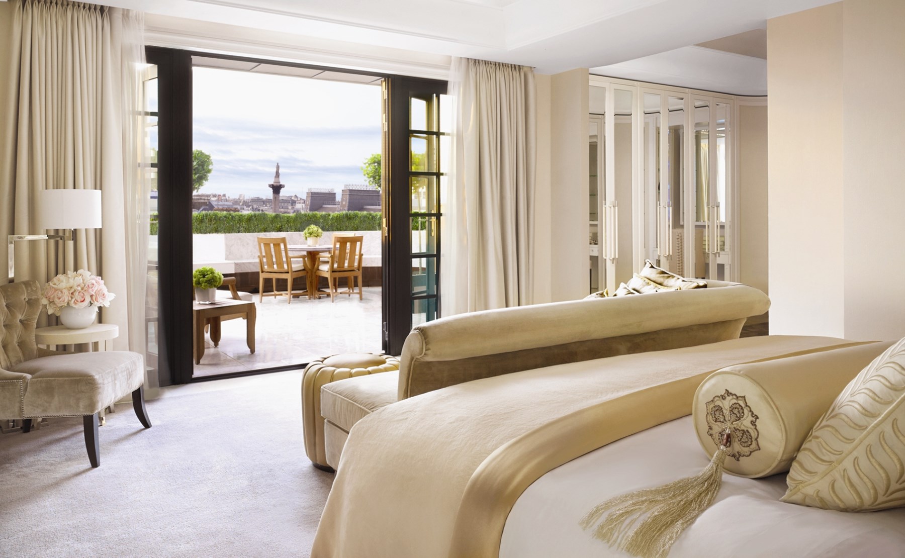 Corinthia London UK Hamilton Penthouse Bedroom Terrace Nelsons Column Landscape Corinthia Hotel London