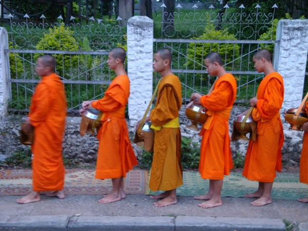LAOS Luang Prabang Alms Giving