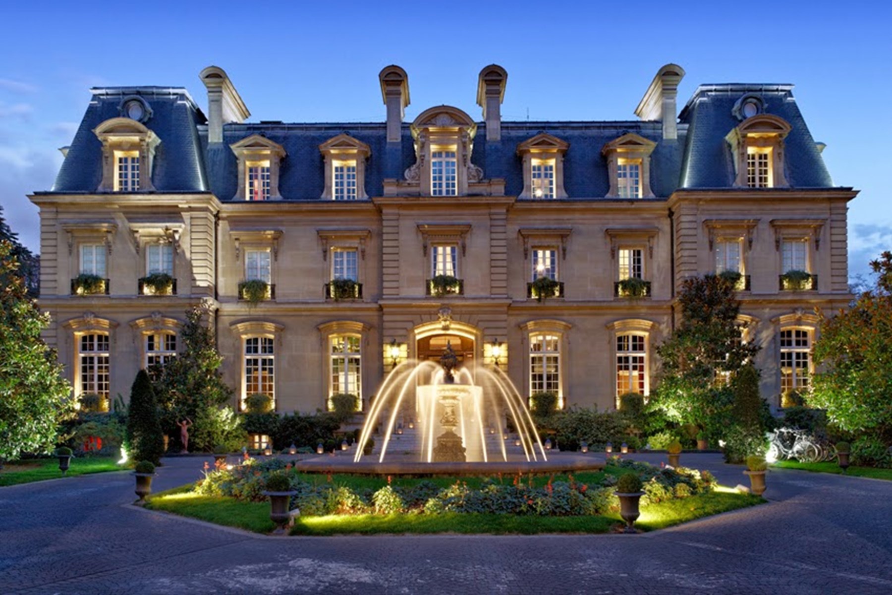 PARIS St James Paris Paris France 81 