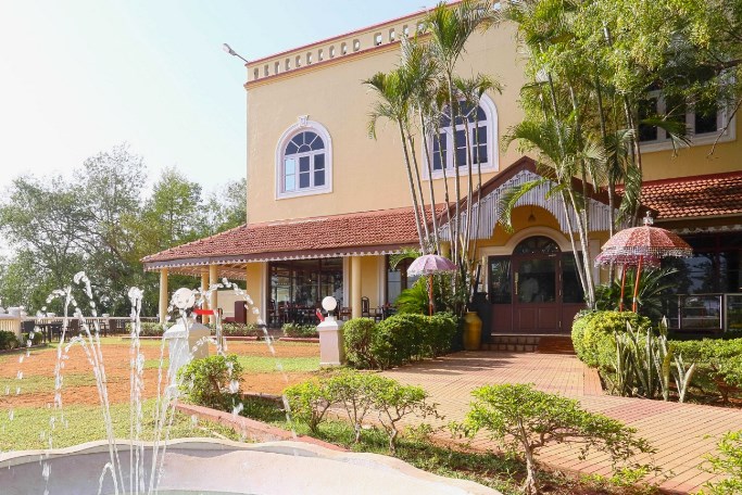 Taj Gatway, Madurai, South India (9).jpeg