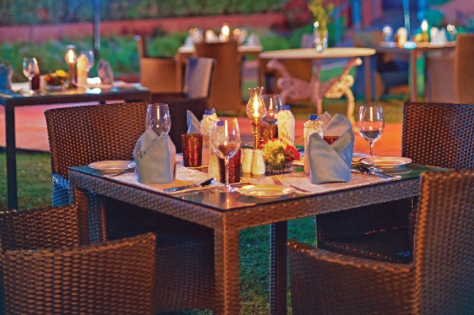 Taj Gatway, Madurai, South India (2).jpg