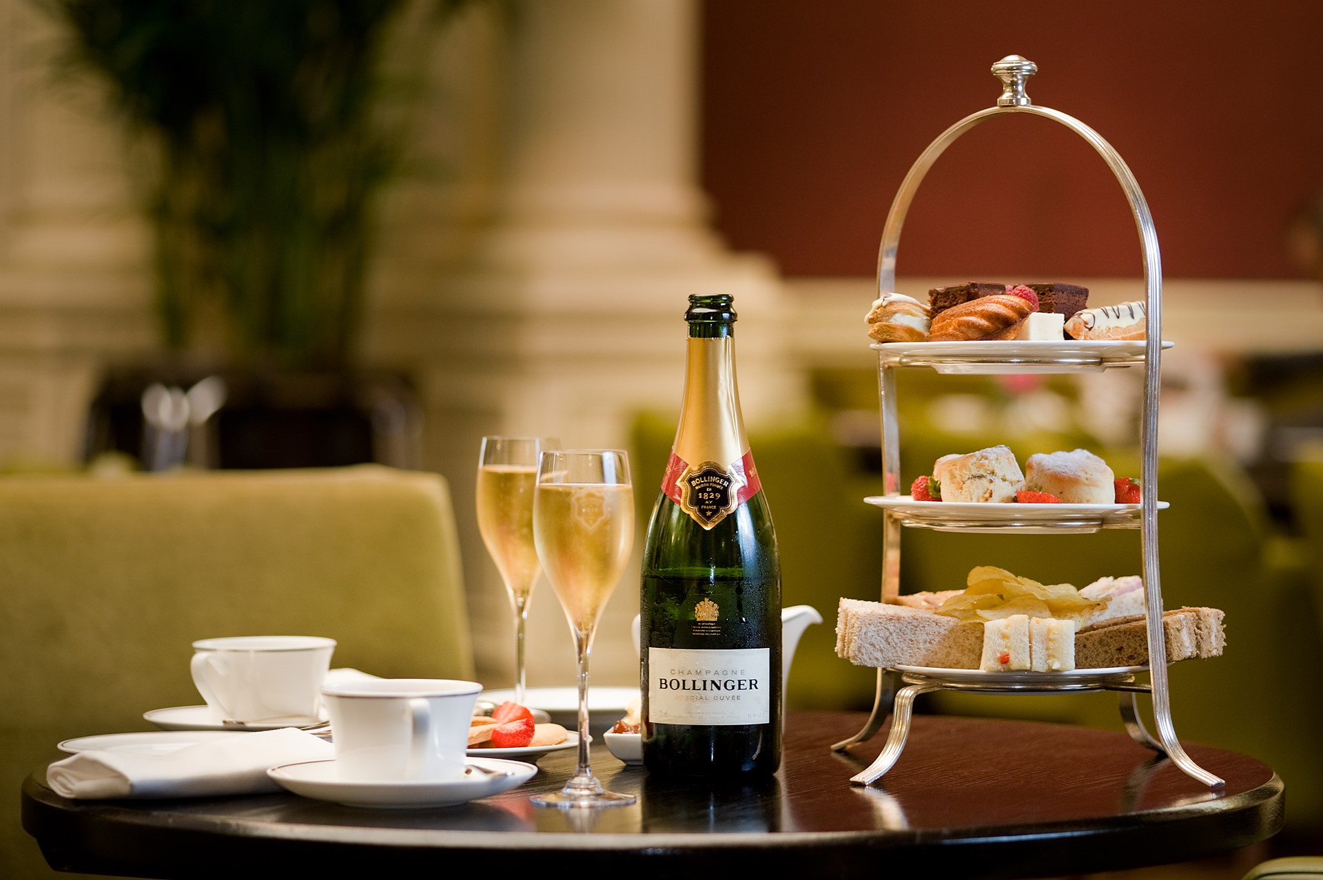 8-the-balmoral-afternoon-tea