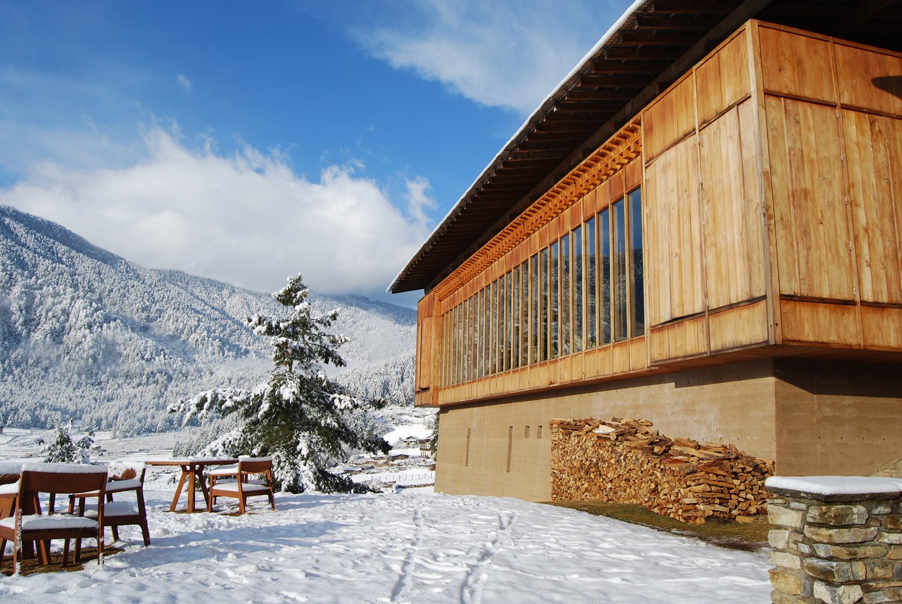 BHUTAN - Amankora Gangtey Snow