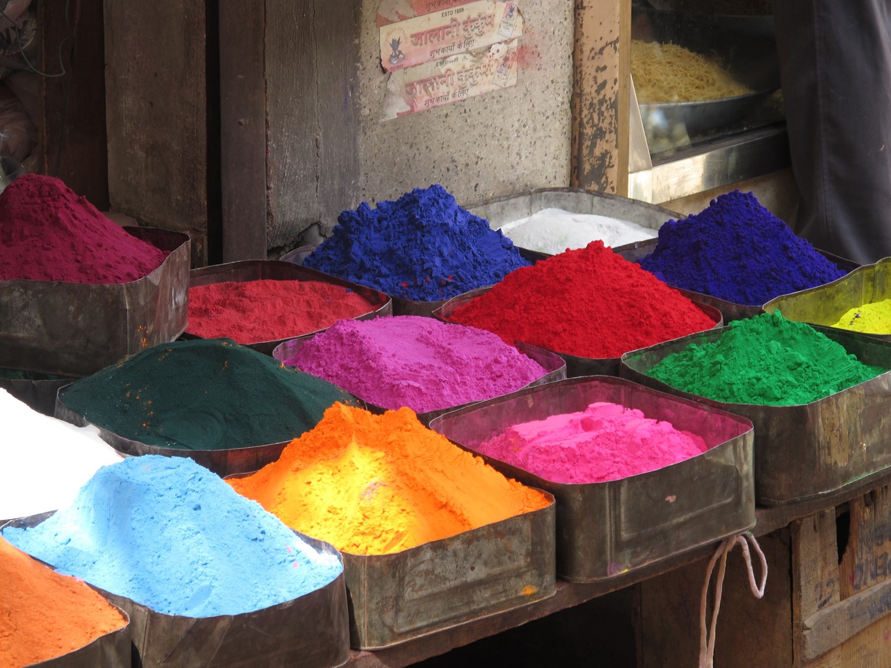 NORTH INDIA - Spice Colours