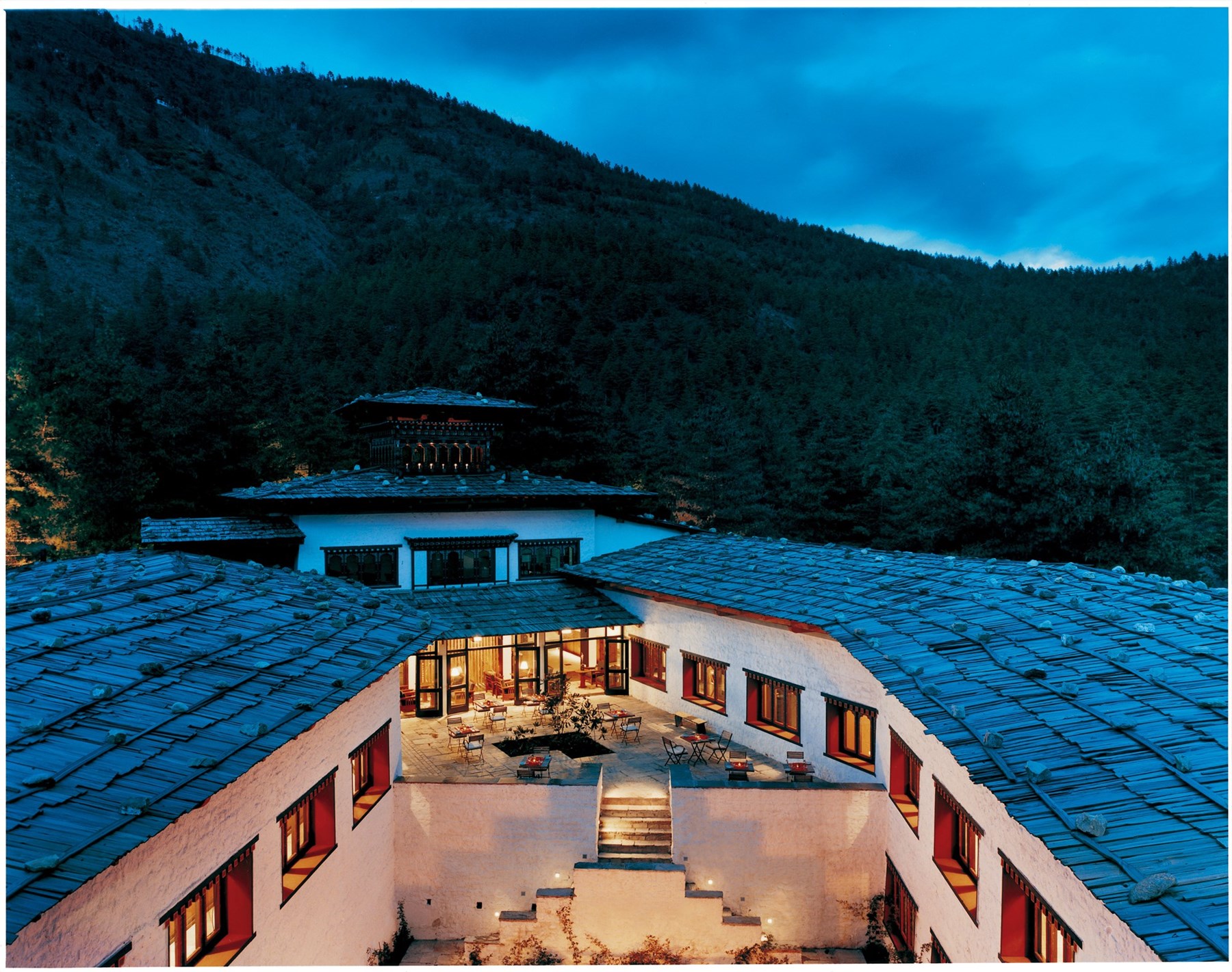 BHUTAN - Uma Paro Buildings