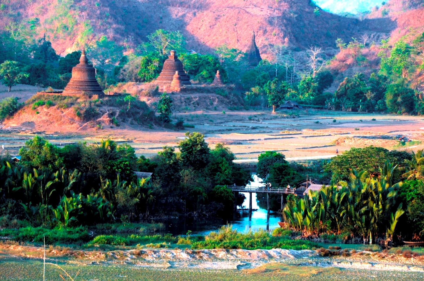 BURMA - Mrauk U