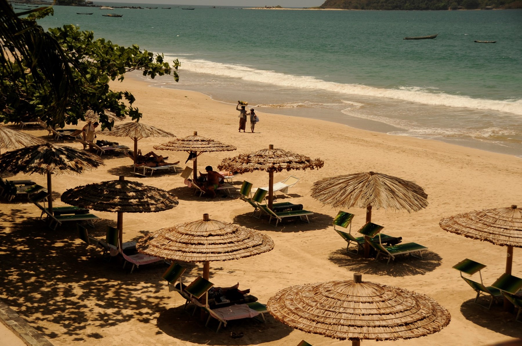 BURMA Ngapali Beach