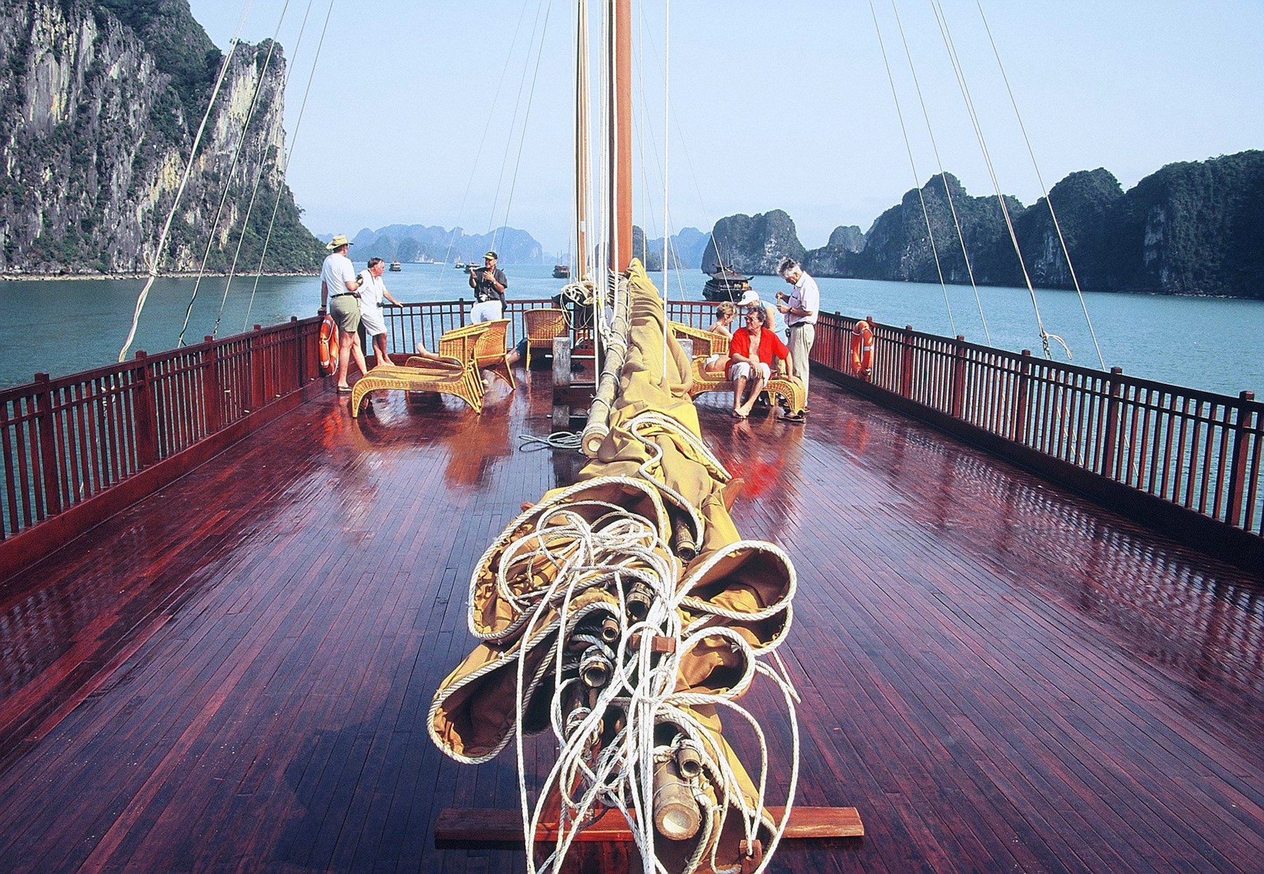 VIETNAM GINGER SUNDECK