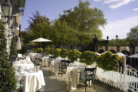 Family Christmas At The Ritz London UK LUXURY TOURS 11