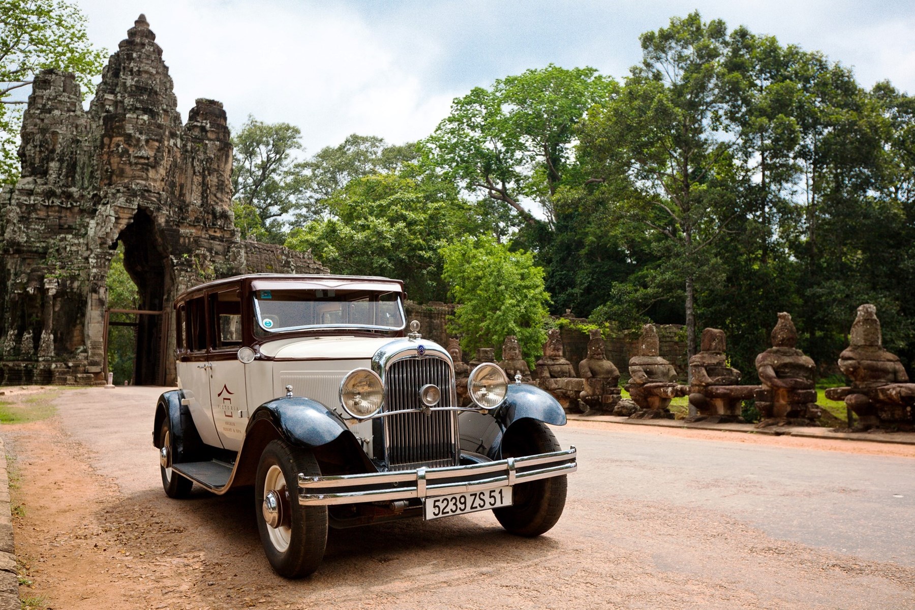 CAMBODIA Victoria D Angkor VAK Citroen