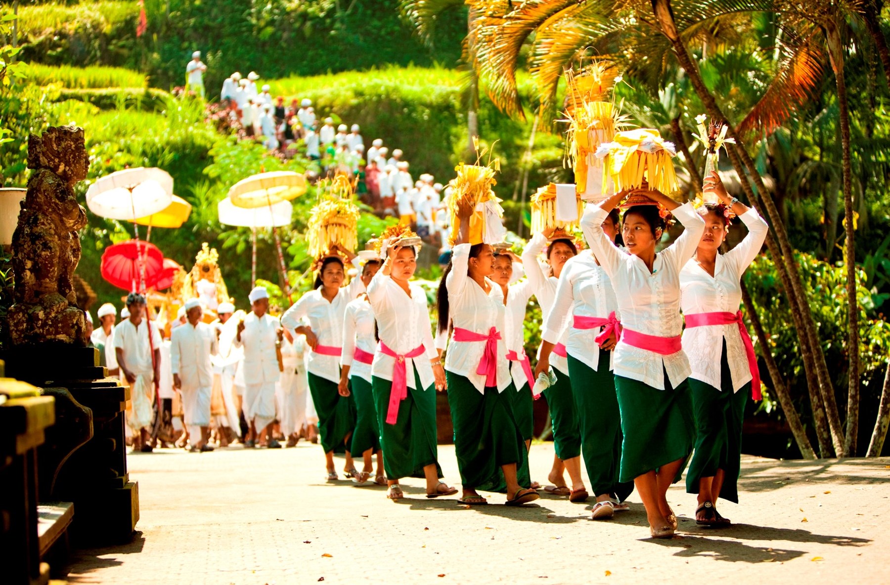 INDONESIA Uma Ubud Procession 2