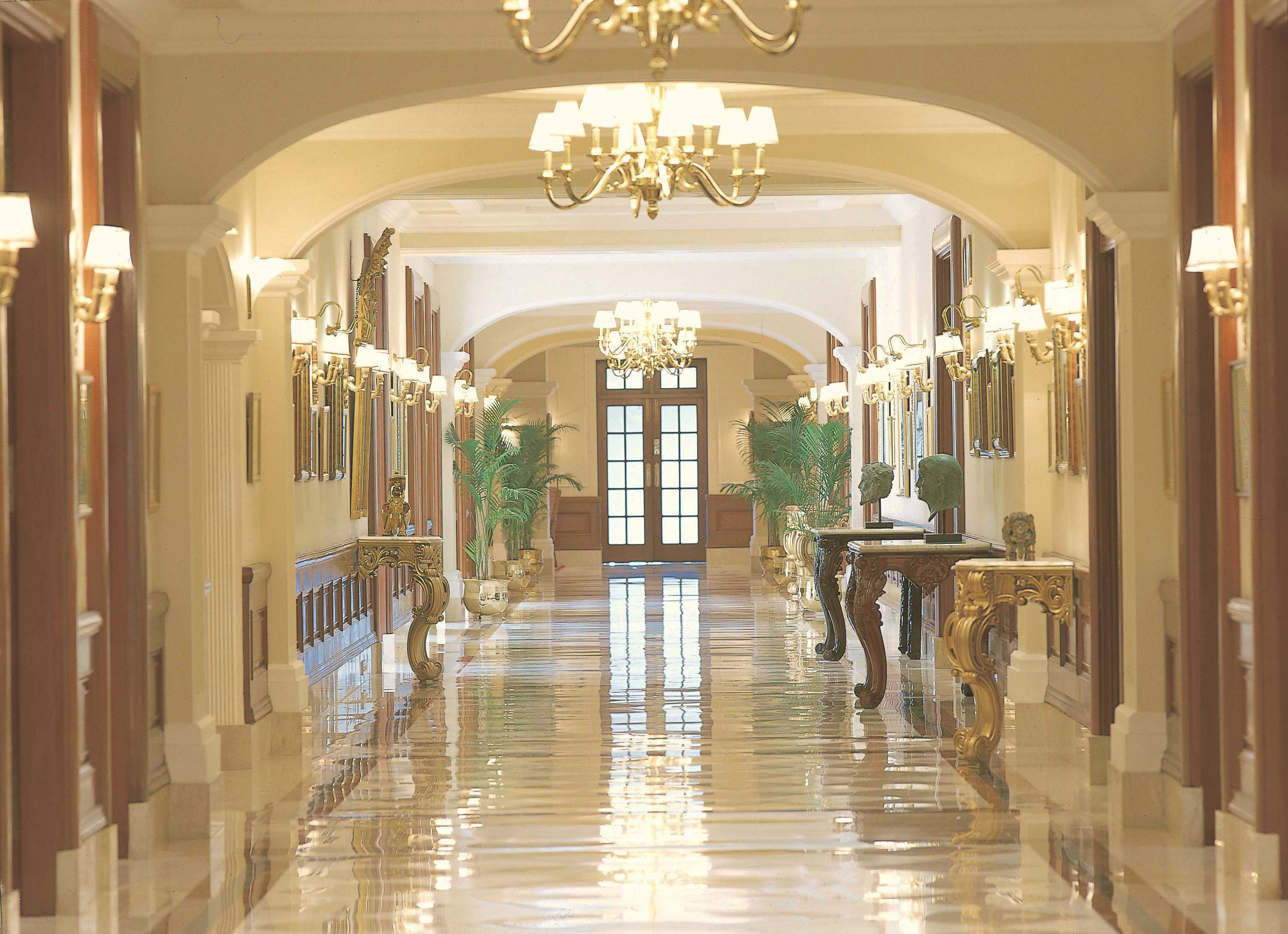 NORTH INDIA - The Imperial Delhi North India Lobby Corridor