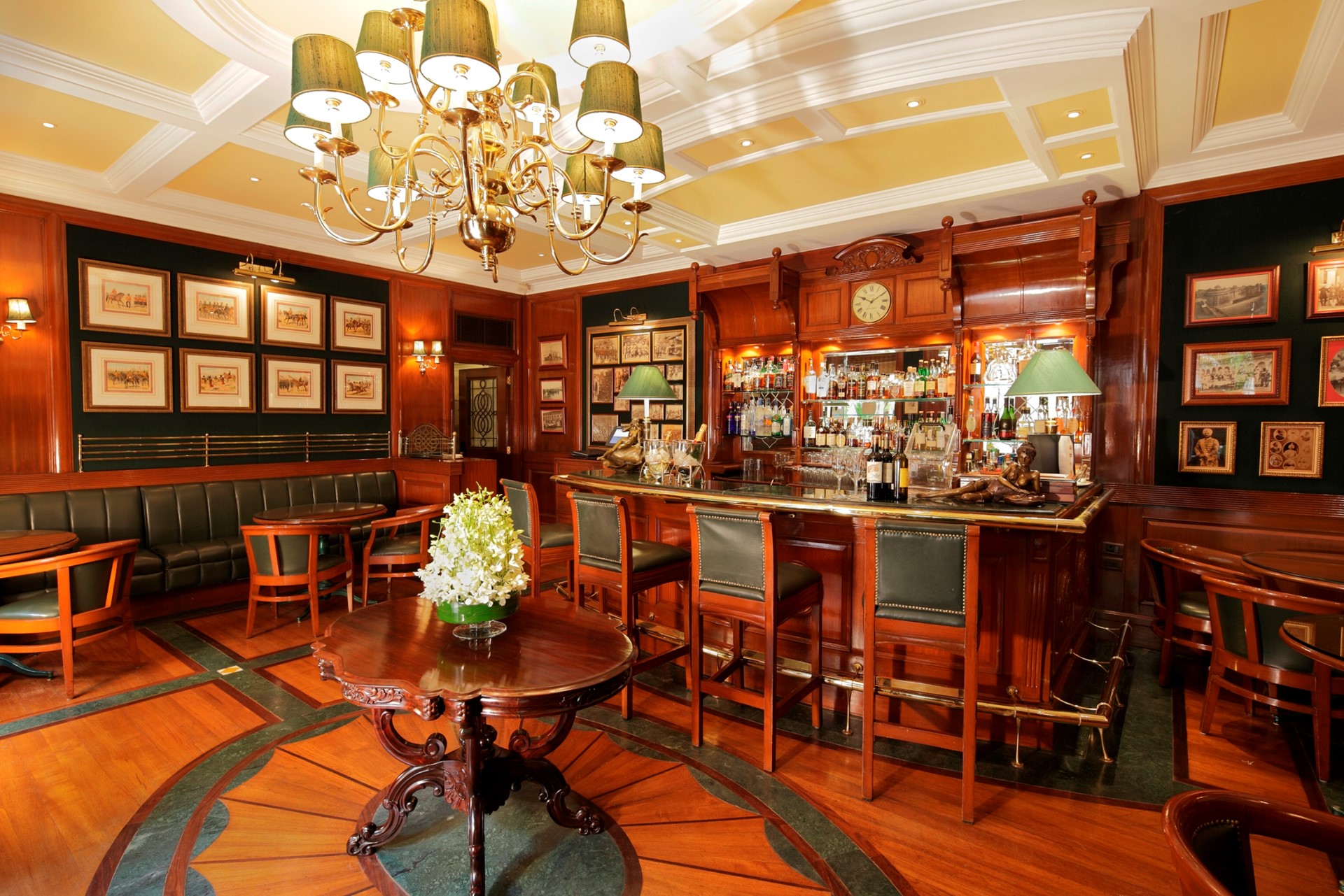 NORTH INDIA - The Imperial Delhi North India Patiala Peg Main