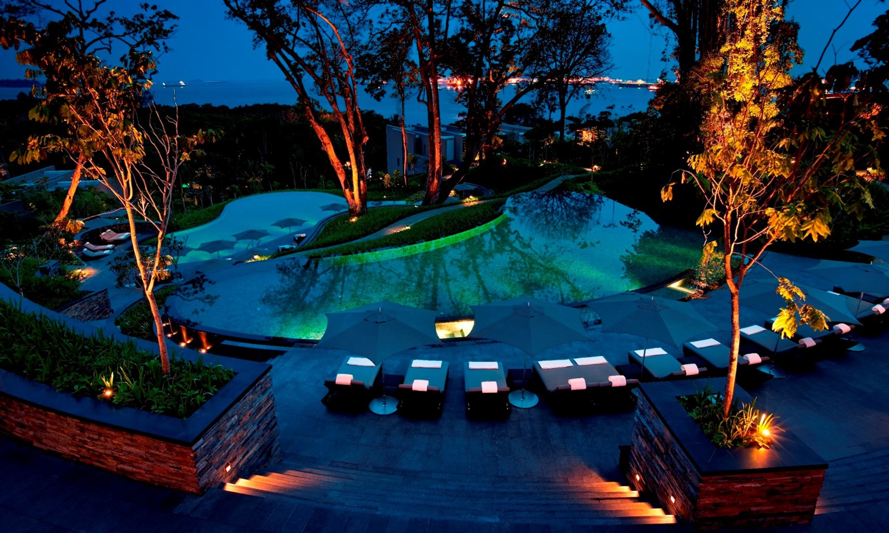 SINGAPORE Capella Pool