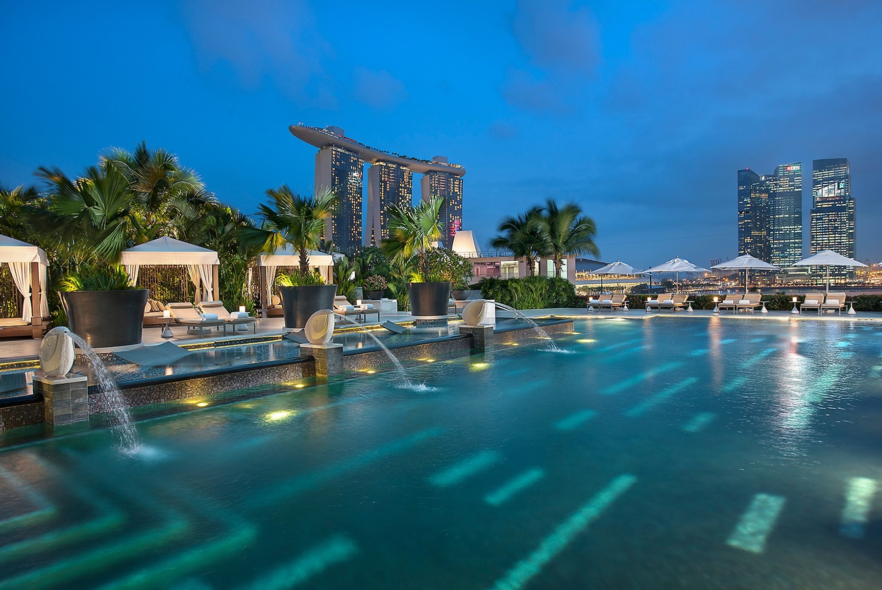 SINGAPORE Mandarin Oriental Singapore Spa And Wellness Fitness And Wellness Pool 2