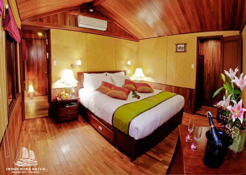 Premium Valentine Halong Bay Vietnam 1 