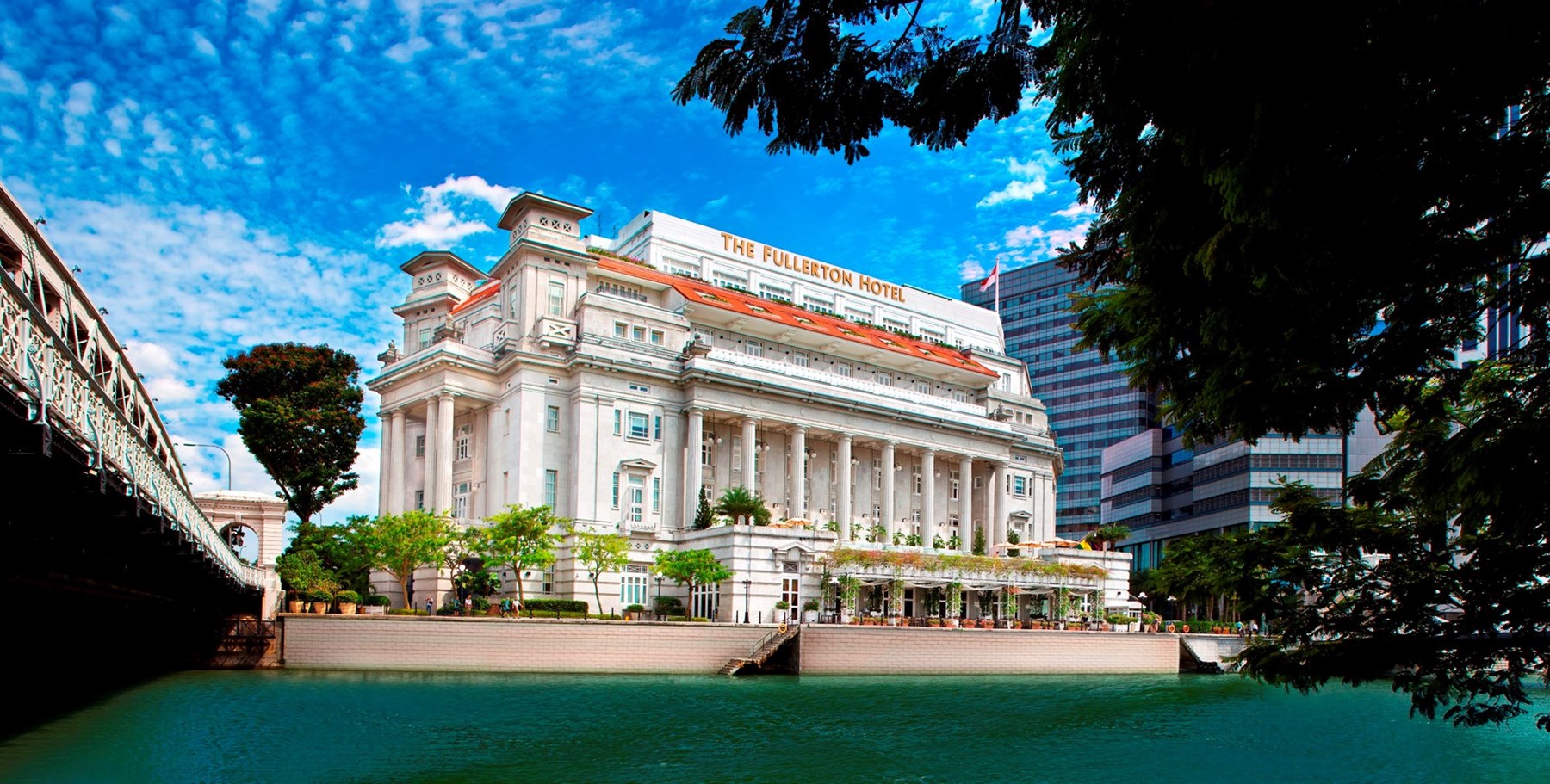 SINGAPORE N The Fullerton Hotel 1