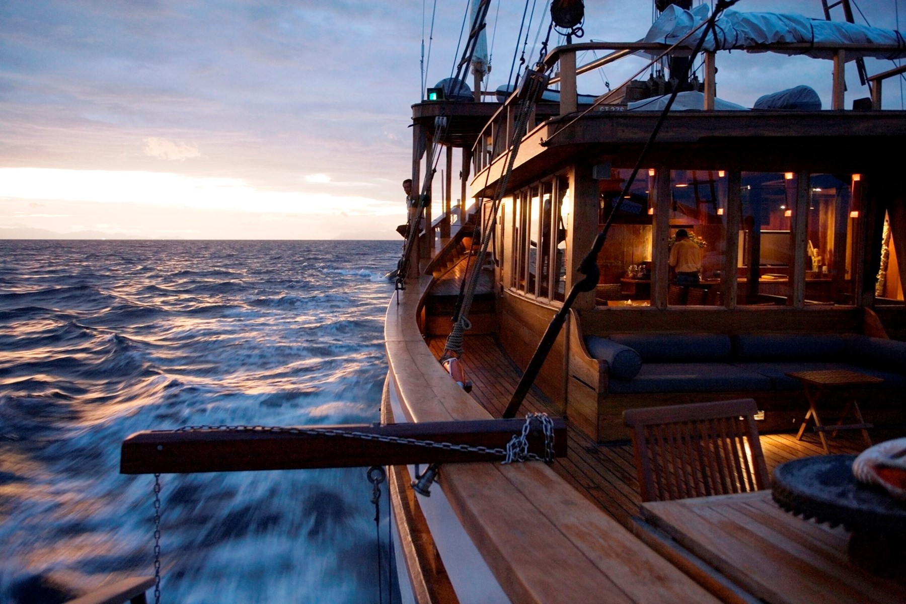 Silolona Sailing Boat Indonesia 3