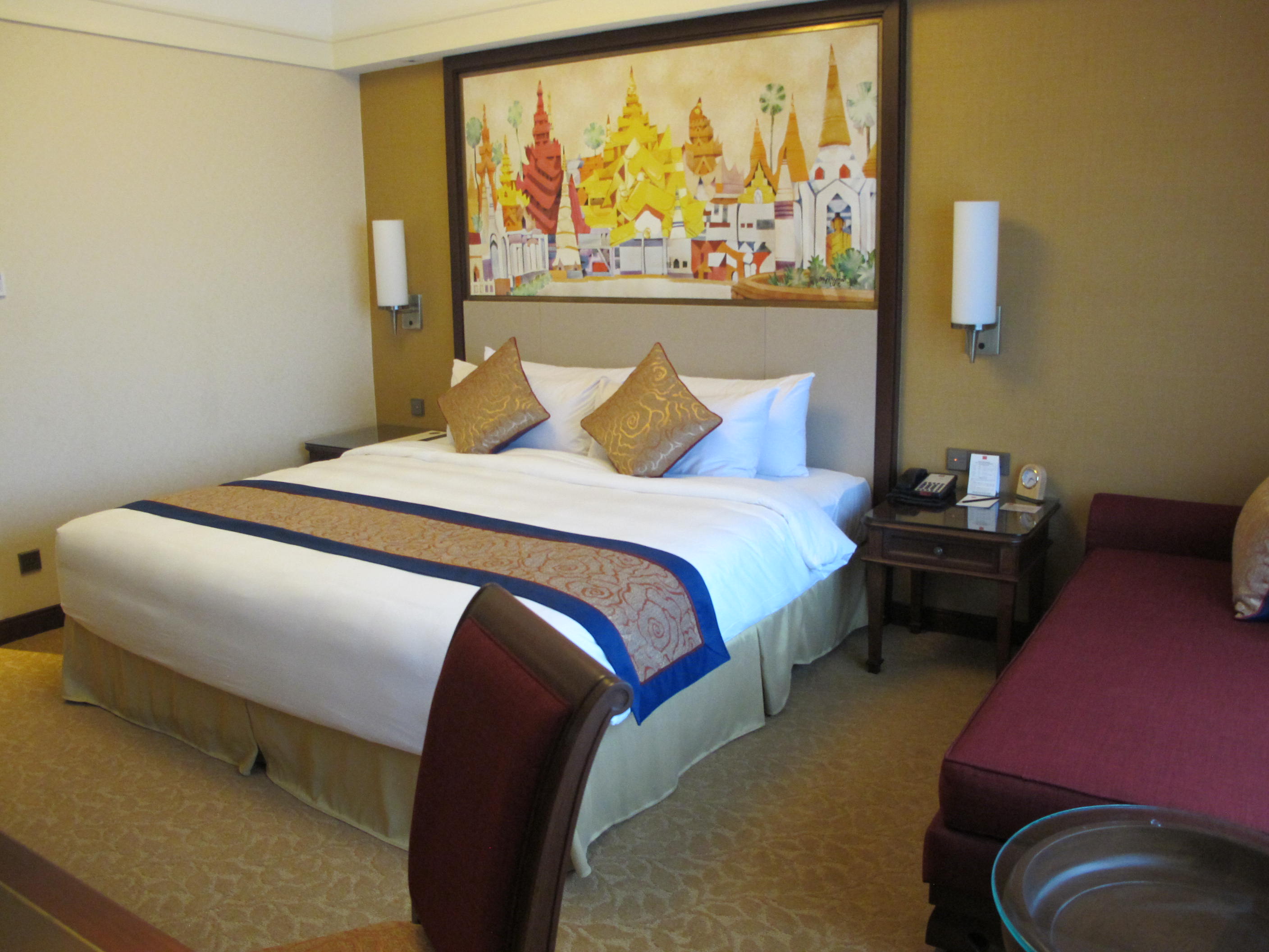 Traders Hotel Yangon Burma 4
