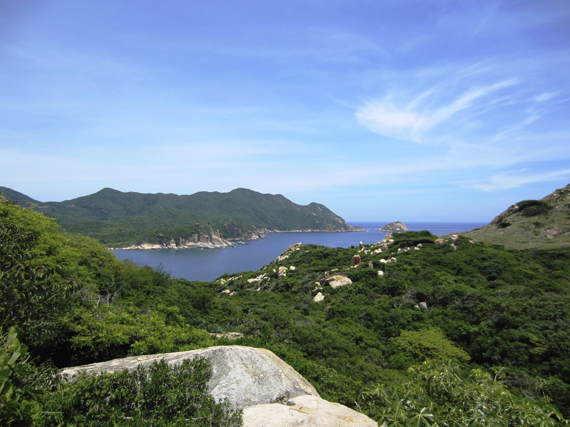 Vinh Hy Bay VIETNAM 5 