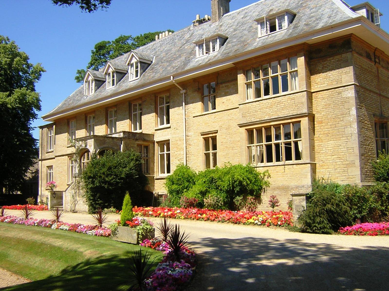 Lower Slaughter Manor Cotwolds UK 3 