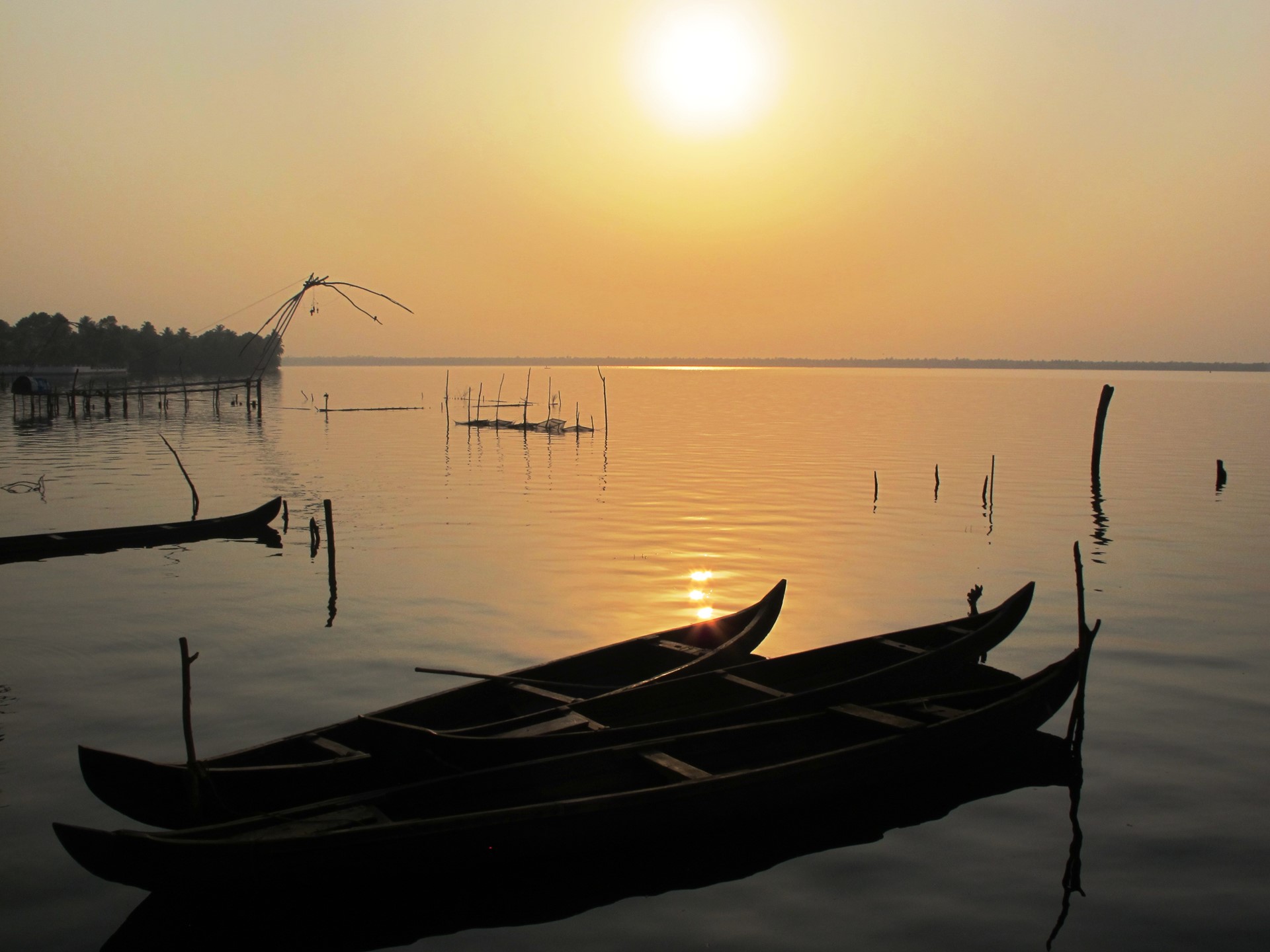 Discovery Houseboat Backwaters Kerala South India 4 