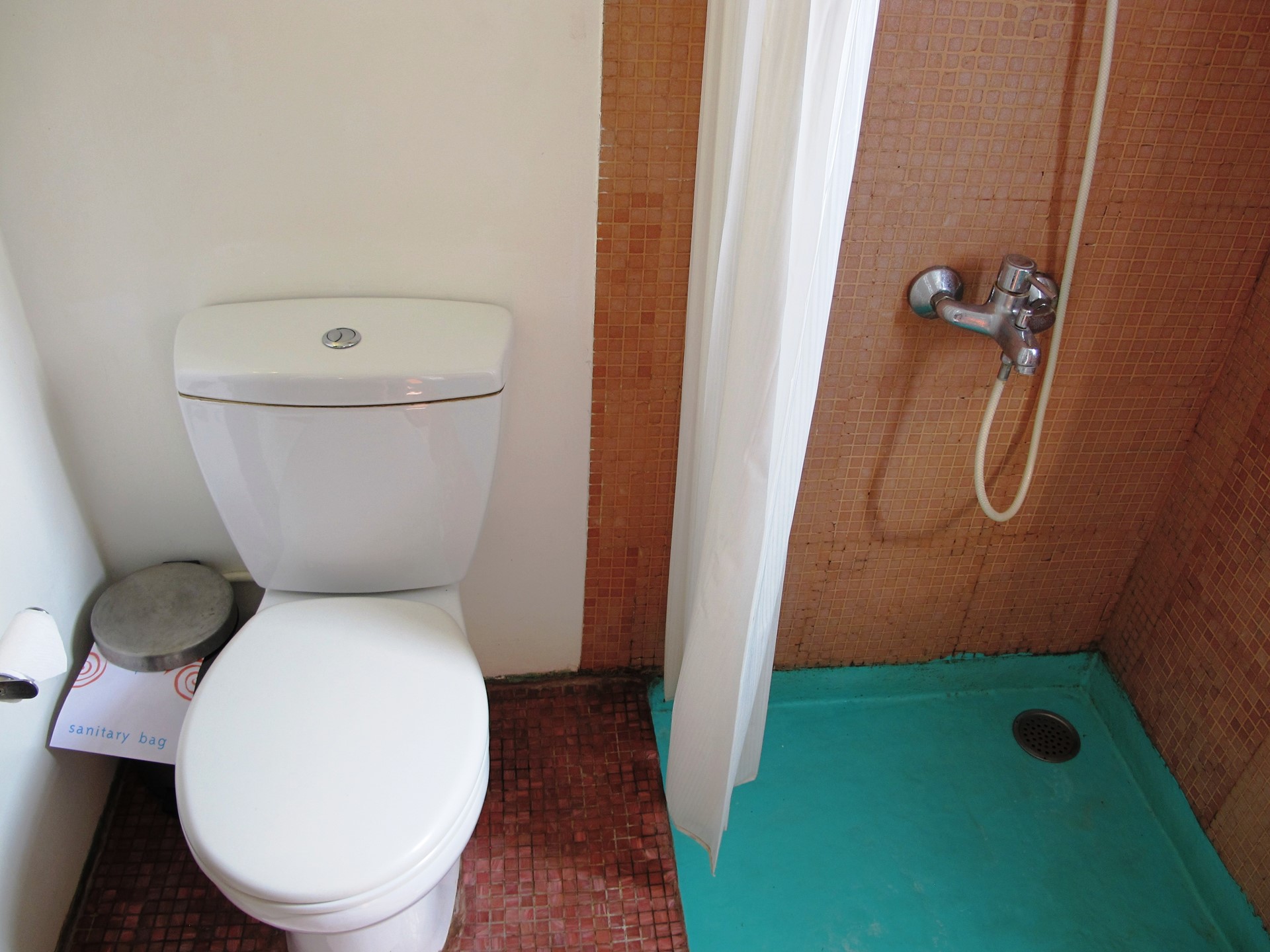 Discovery Houseboat Backwaters Kerala South India 11 