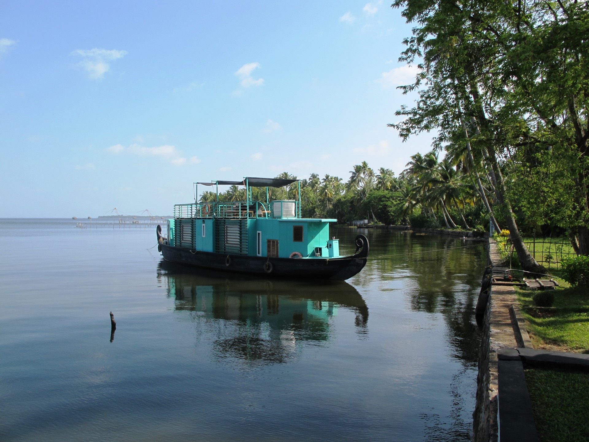 Discovery Houseboat Backwaters Kerala South India 1 
