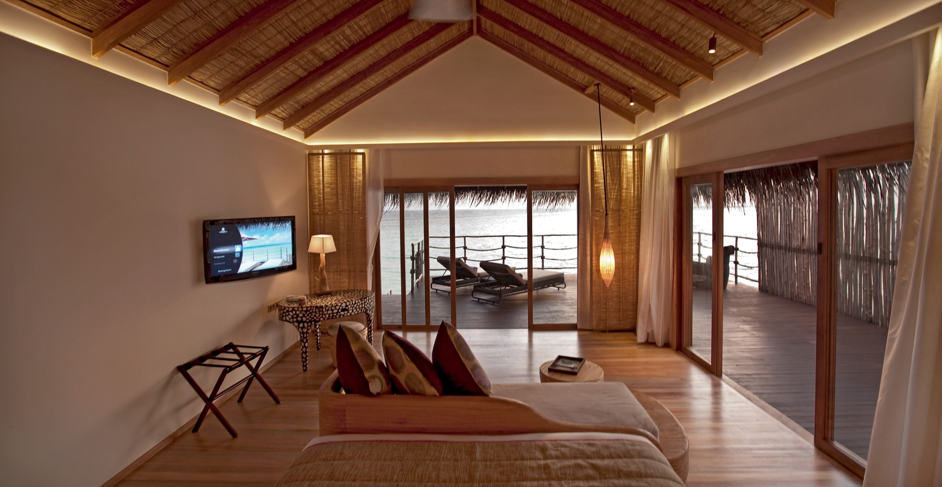 Constance Moofushi The Maldives Ampersand Travel 15 