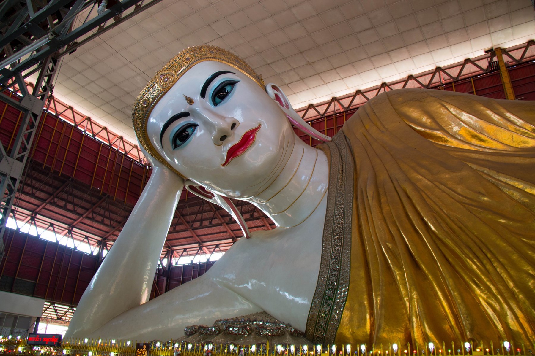 Dean Morris Burma Pics 3