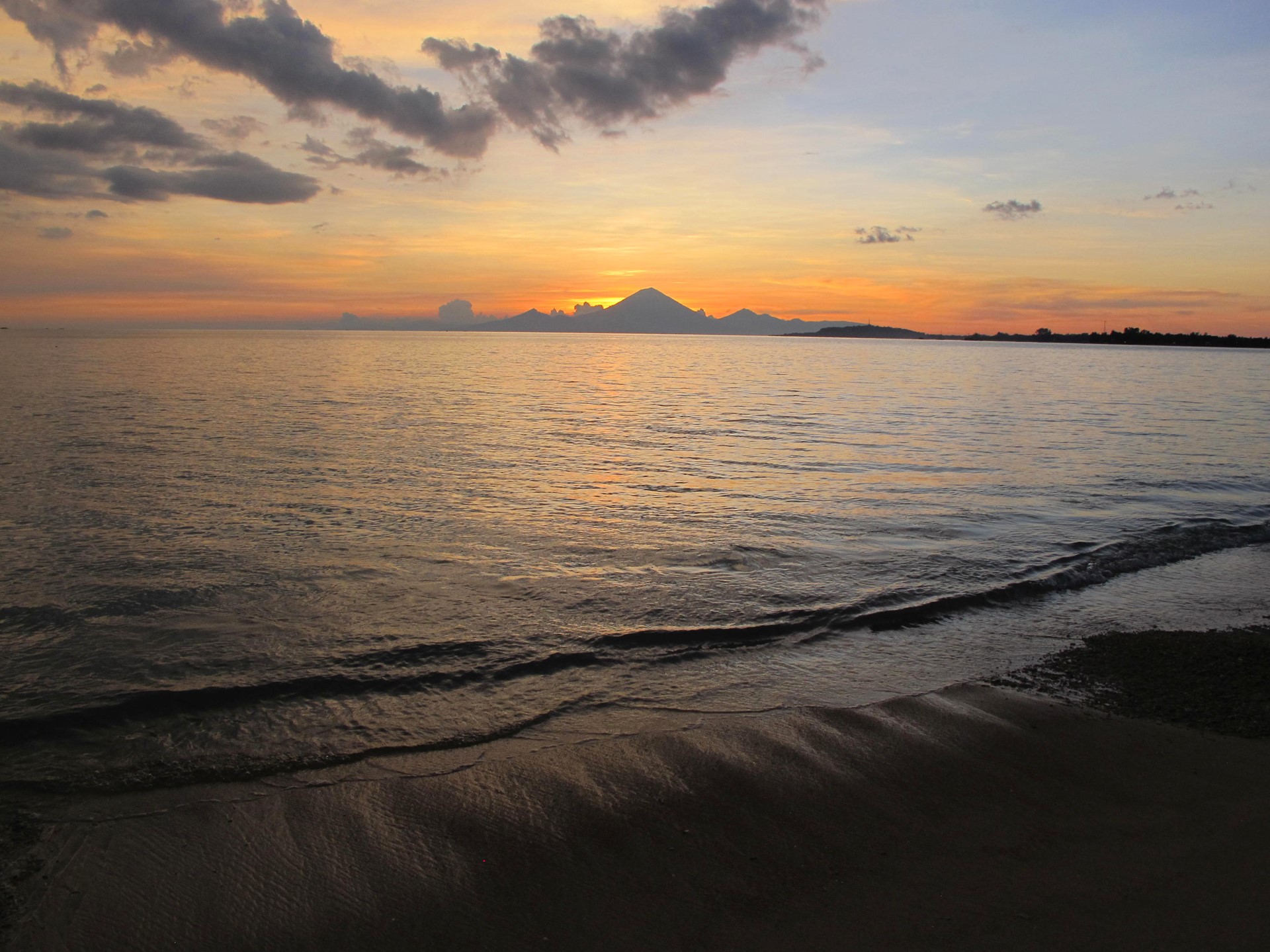 Sira Beach House Lombok Indonesia 13 