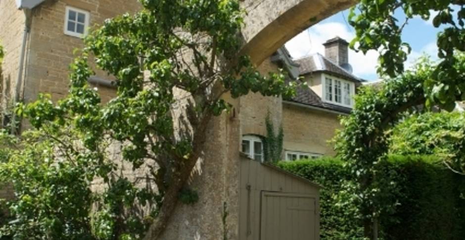 Bruern Cottages Cotswolds UK 13 