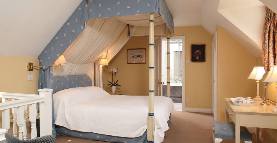 Bruern Cottages Cotswolds UK 2 