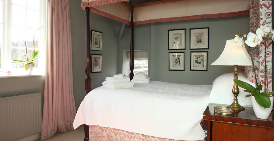 Bruern Cottages Cotswolds UK 5 