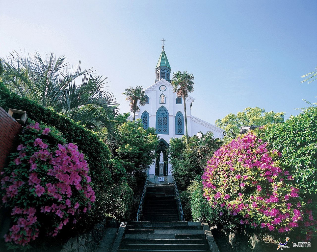 Following The Cherry Blossom Through Japan 1 