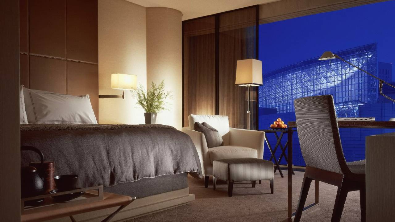 Four Seasons Tokyo Japan 2 