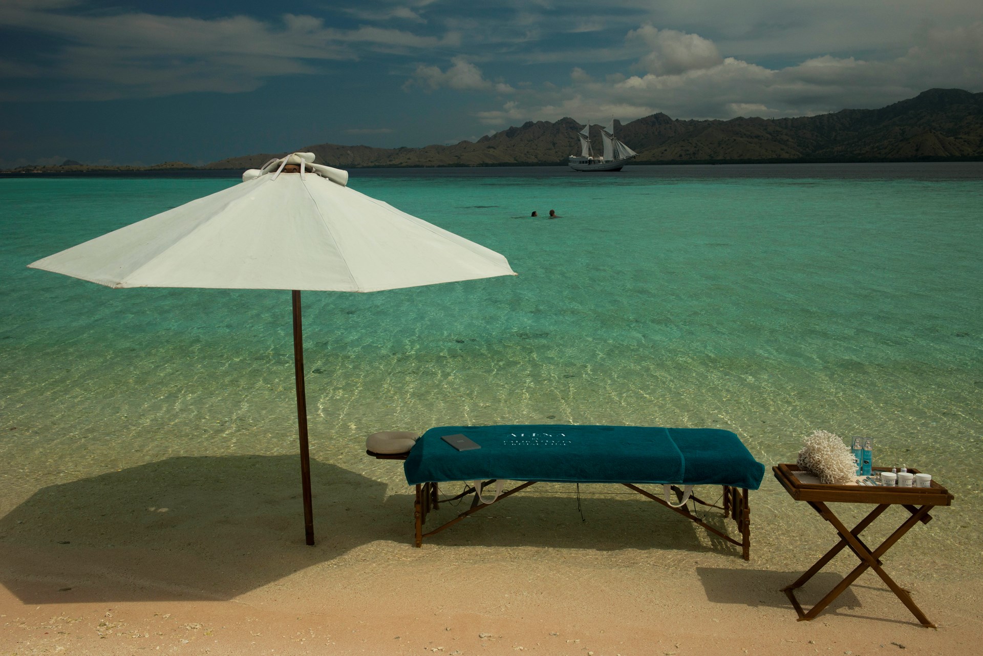 Alexa Komodo Islands Indonesia Boat 21 