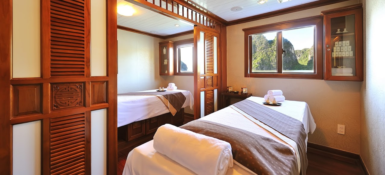 Paradise Peak Halong Bay Vietnam Boat Cruise 20 