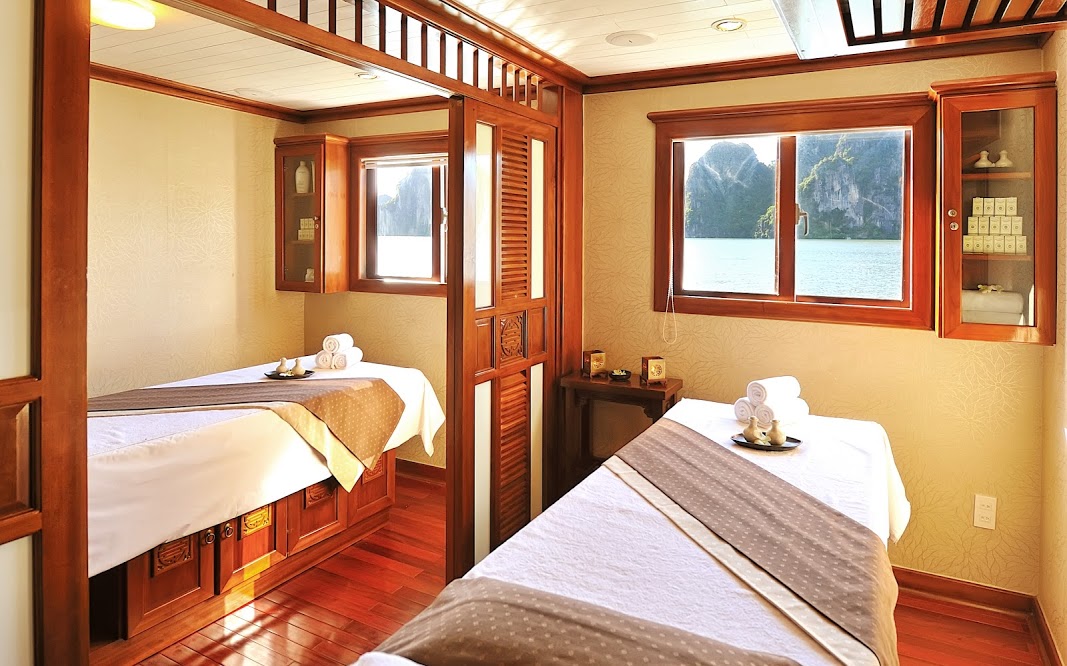 Paradise Peak Halong Bay Vietnam Boat Cruise 21 