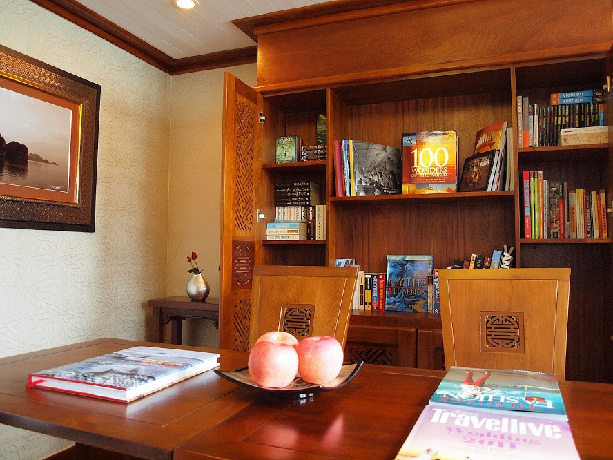 Paradise Peak Halong Bay Vietnam Boat Cruise 25 