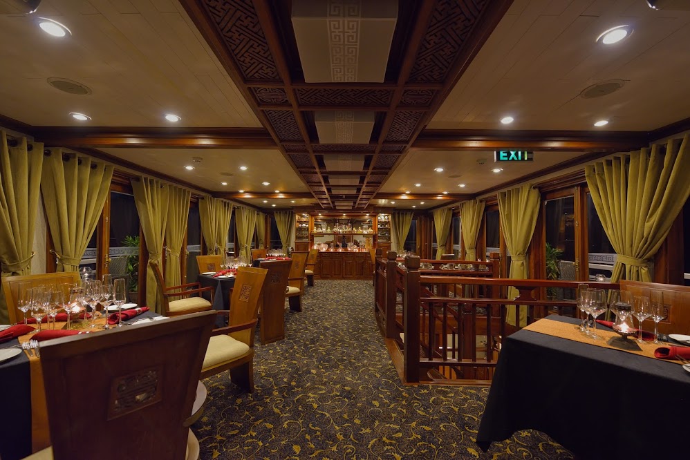 Paradise Peak Halong Bay Vietnam Boat Cruise 29 