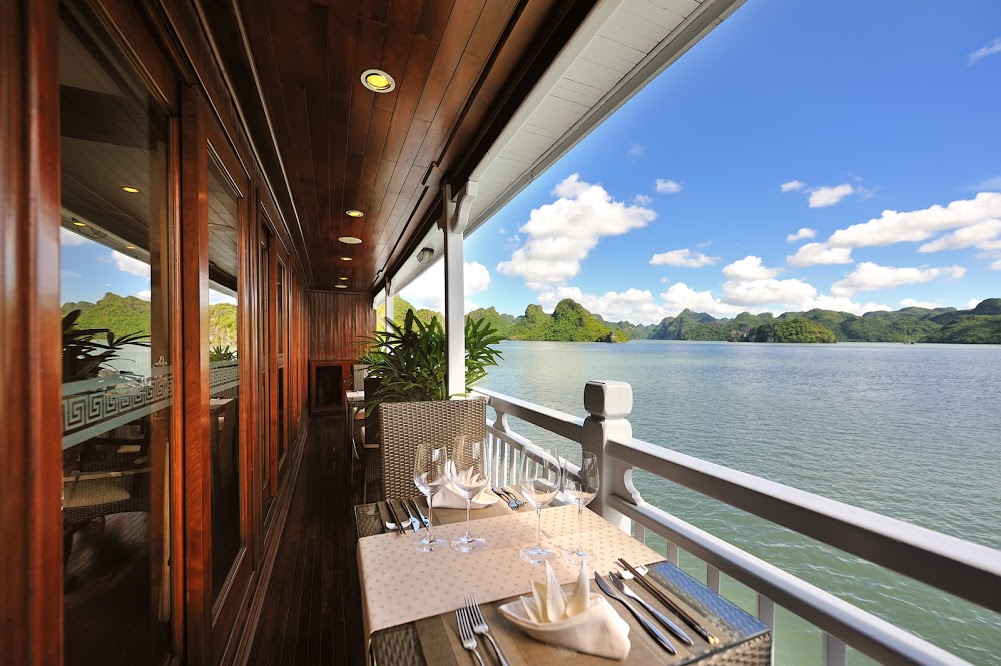 Paradise Peak Halong Bay Vietnam Boat Cruise 33 