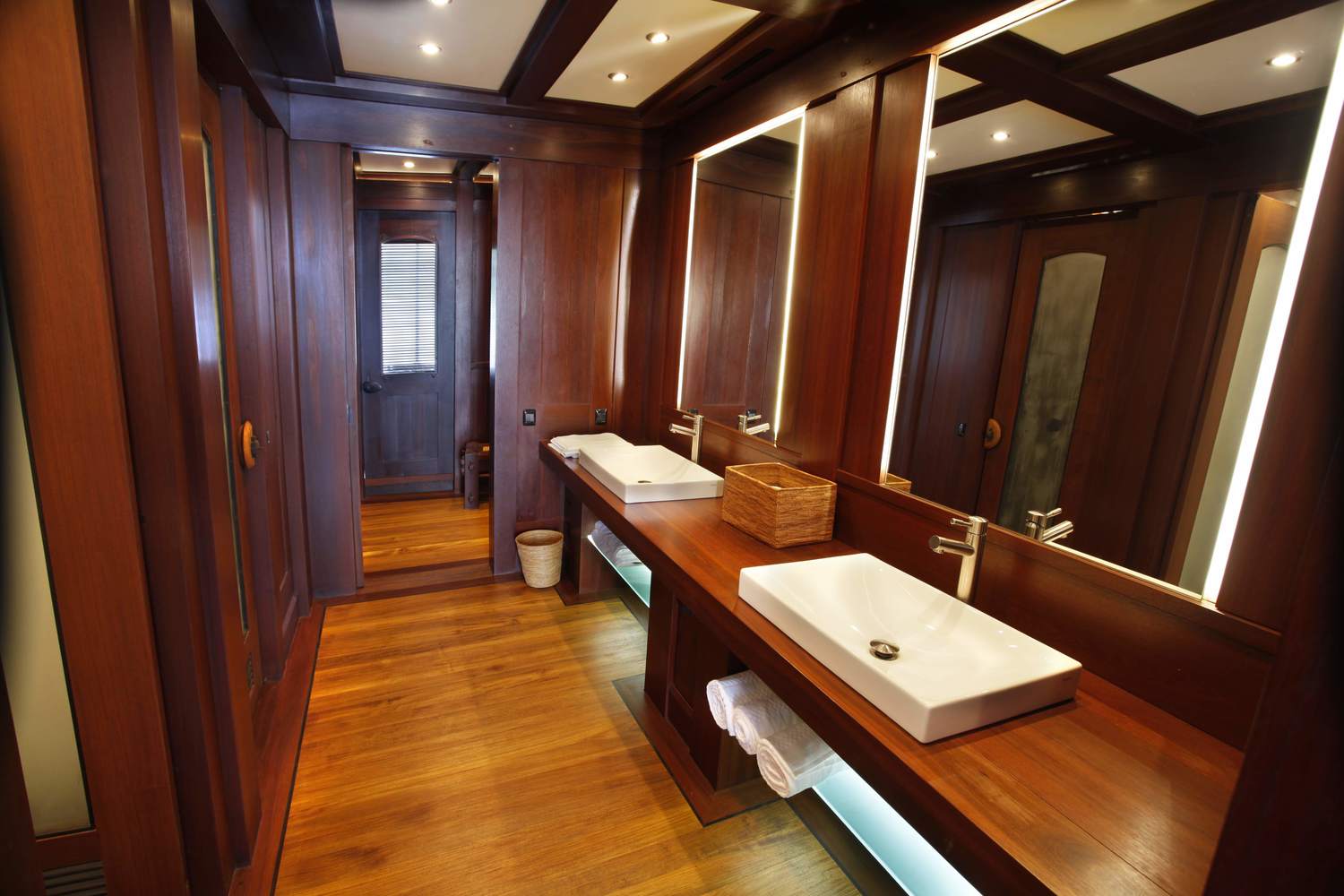 Dunia Baru Komodo Islands Indonesia 12 