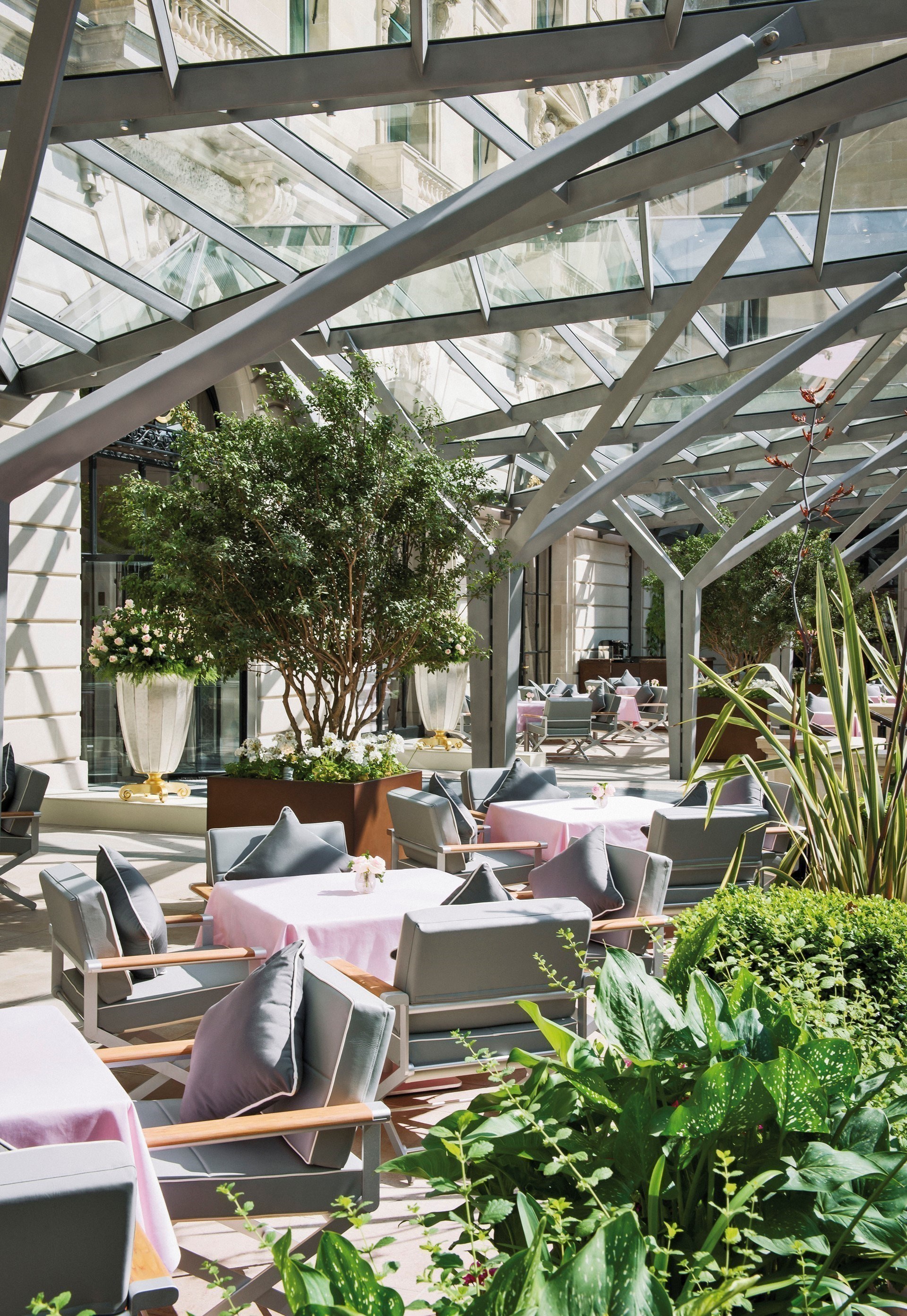 The Peninsula Paris France 32 