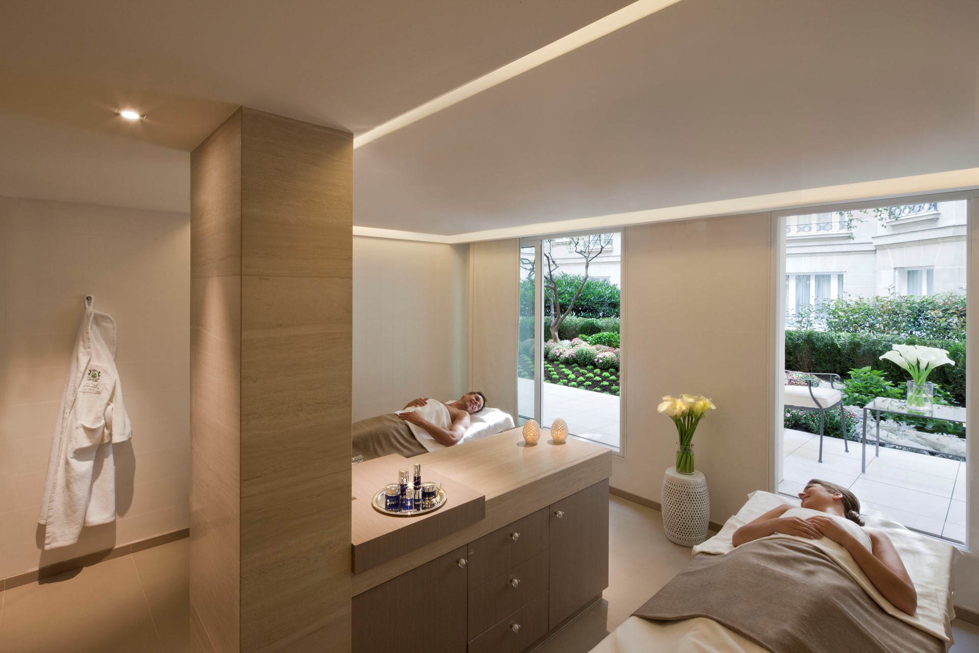 Le Bristol Paris France 4 