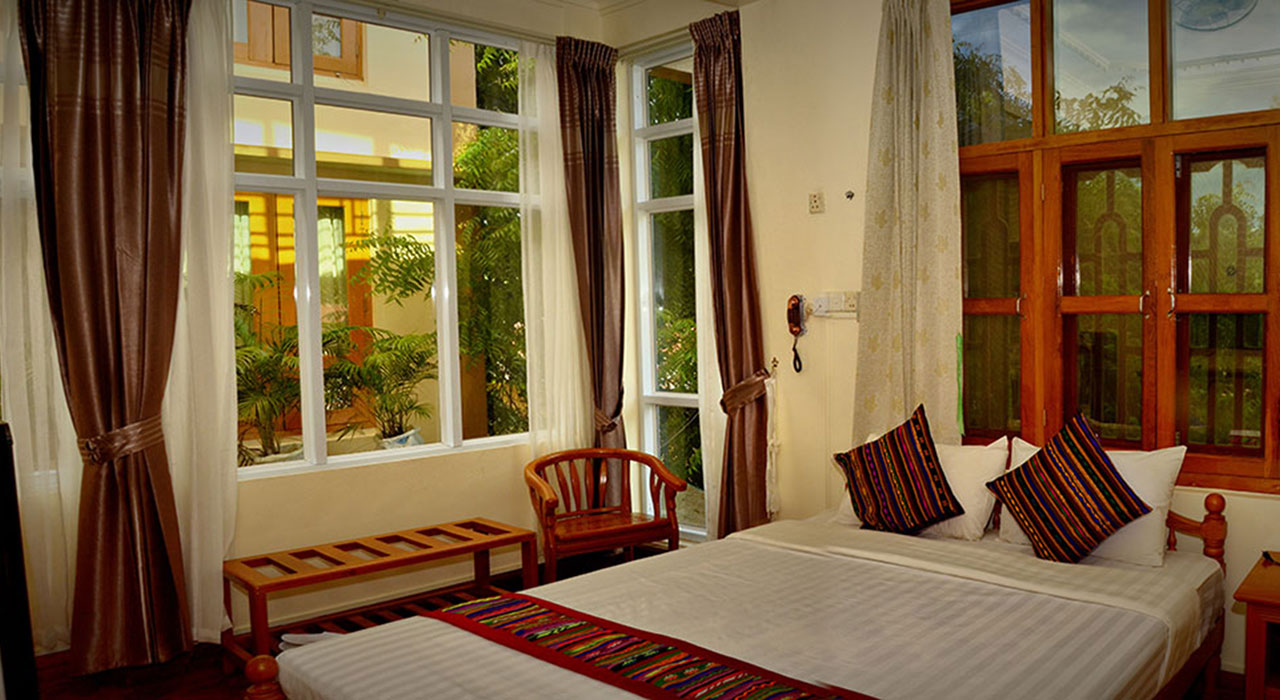 Mr Charles Hotel Hsipaw Burma 1  (1)