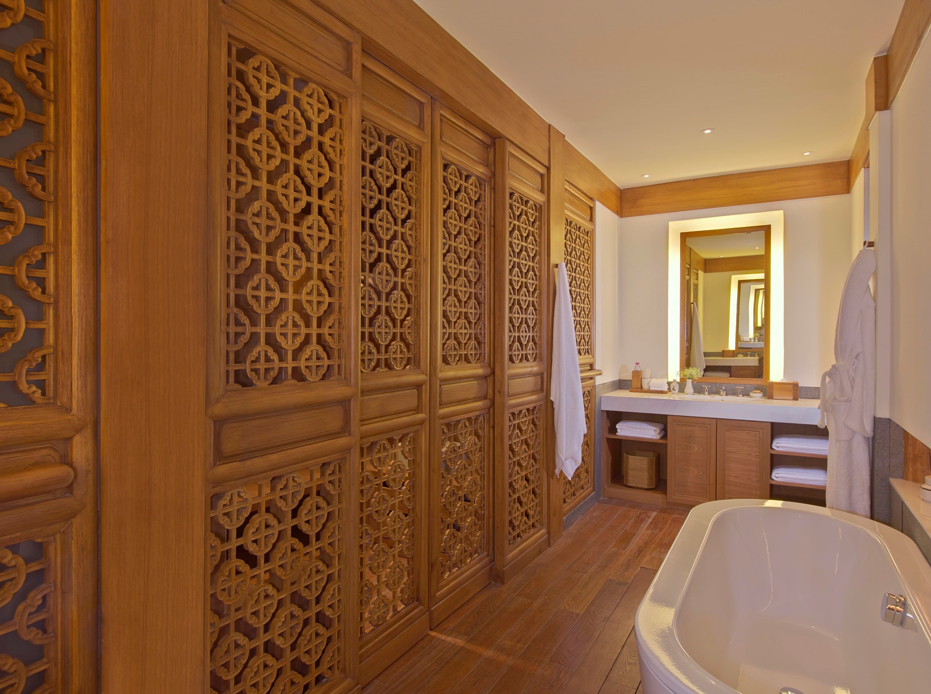 AMANDAYAN Lijiang China 8 