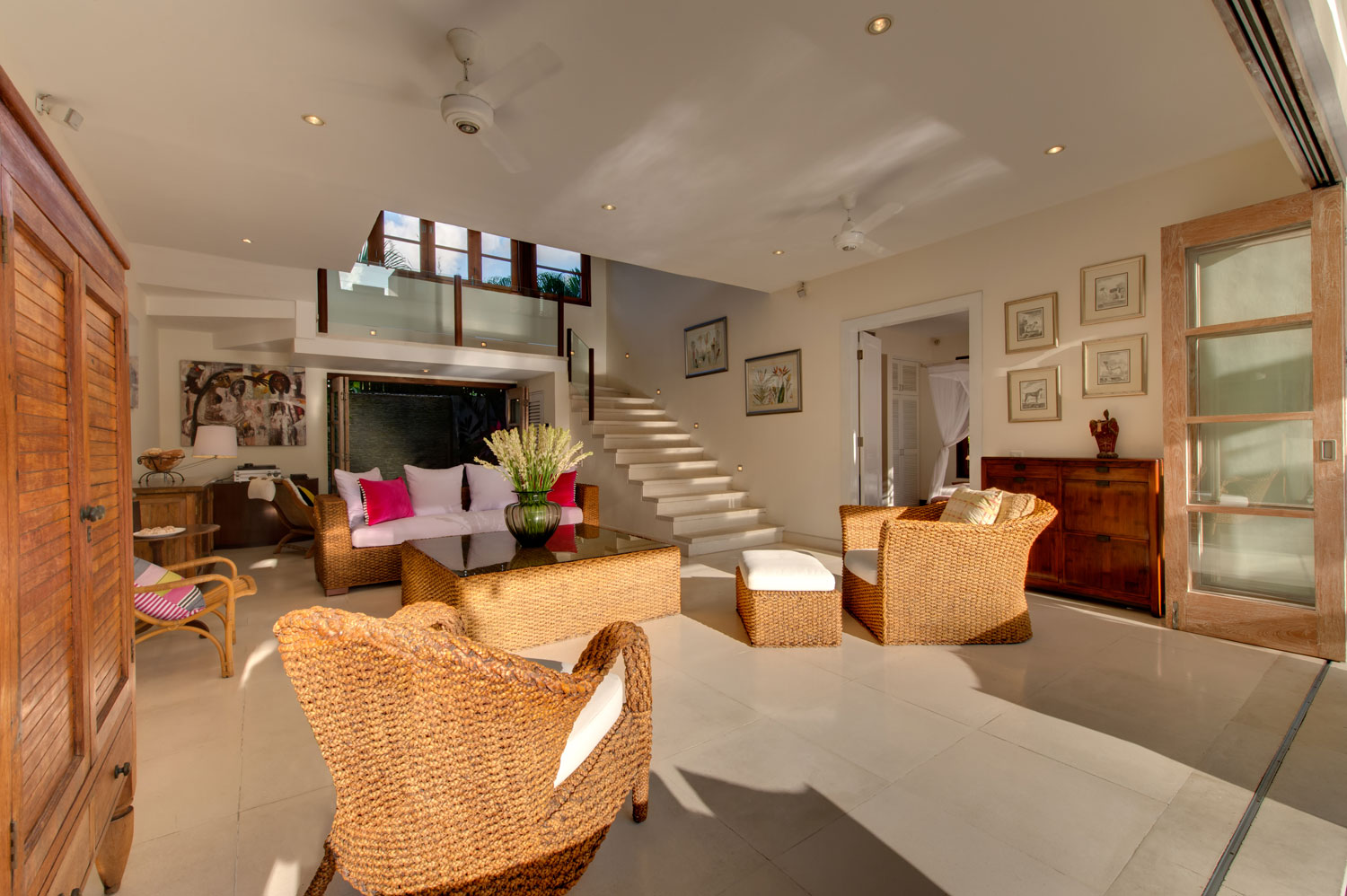 Jajaliluna Bali Indonesia 14 